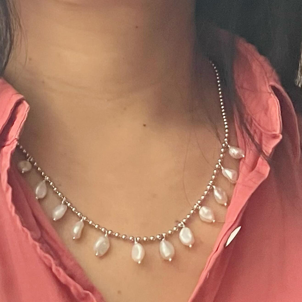 Floating Pearl Necklace